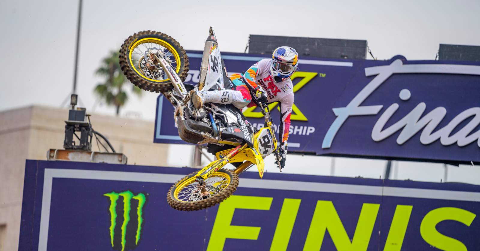 Ken Roczen and Suzuki Sign 2024 Extension SuperMotocross