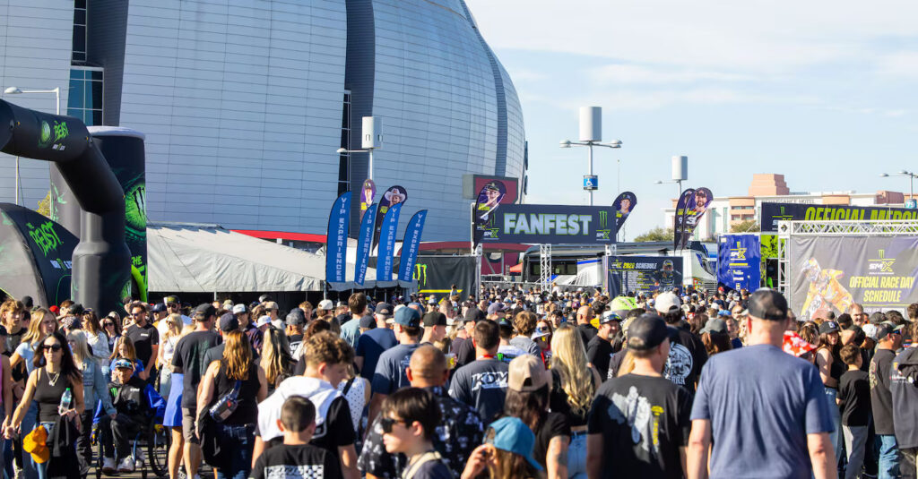 FanFest set outside State Farm Stadium in Glendale, Arizona, typically draws 30K-plus fans early to the race, taking advantage of the full-day experience and partner activations.